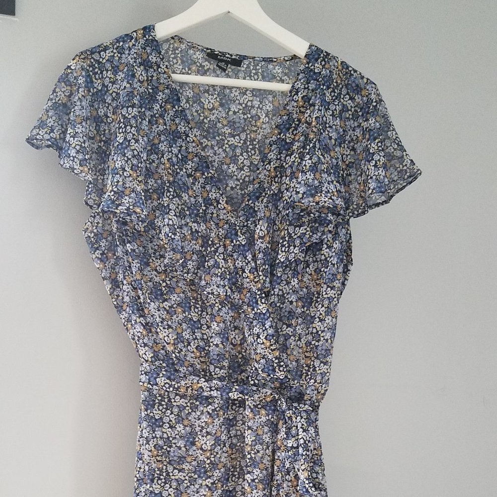 MSK, SHORT SLEEVE, FLORAL DRESS, FLARED WITH TIE BELT, RUFFLED NECKLINE, SIZE 16